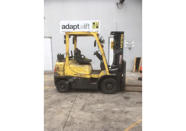 caption 2.5T LPG Counterbalance Forklift