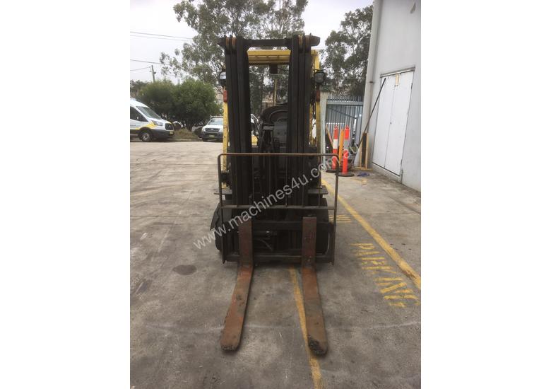 caption 2.5T LPG Counterbalance Forklift