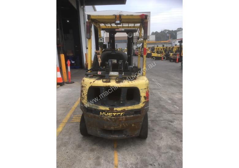caption 2.5T LPG Counterbalance Forklift
