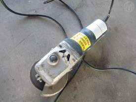 AEG Angle Grinder 100mm - picture1' - Click to enlarge