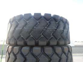 23.5-25 24PR E-3/L-3 TL Tyre (4 of) - picture0' - Click to enlarge