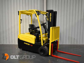Hyster J1.8XNT Electric Forklift 3 Wheel Battery Electric Container Mast 4600mm Lift Height - picture2' - Click to enlarge