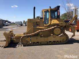 1986 Caterpillar D5H - picture2' - Click to enlarge