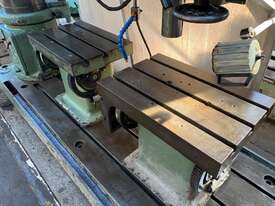 HMT RM-65 Radial Drill 2500 mm arm, twin box tables - picture2' - Click to enlarge