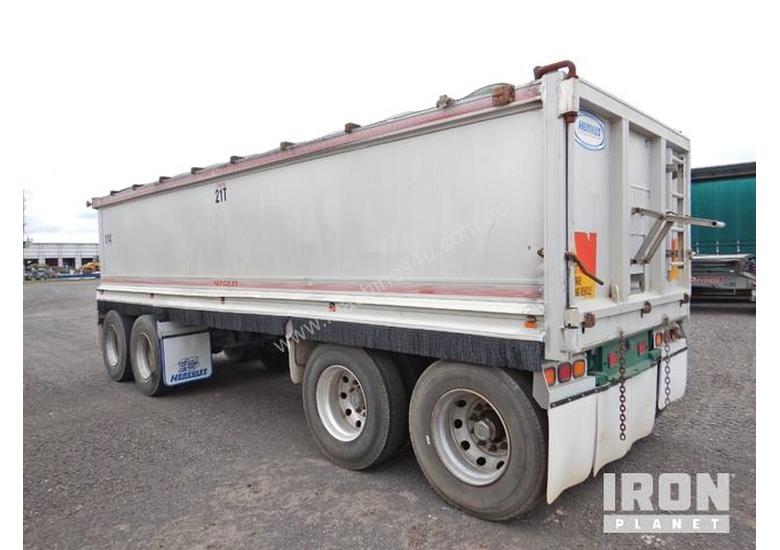 Buy Used 2009 hercules 2009 Hercules 7 4 M Quad Dog Tipping Trailer