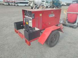 Lincoln ARC Welder - picture1' - Click to enlarge