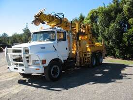 Ford L8000 Crane Borer Truck - picture2' - Click to enlarge