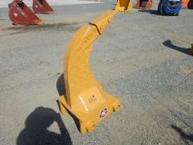 Ripper to suit Komatsu Excavator - picture1' - Click to enlarge