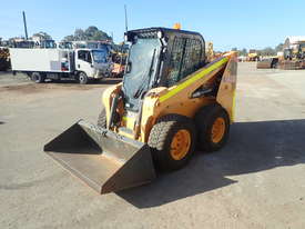 2016 MUSTANG 1650R SKID STEER LOADER - picture0' - Click to enlarge