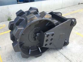 COMPACTION WHEEL 14 TONNE SYDNEY BUCKETS - picture1' - Click to enlarge