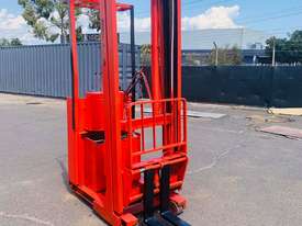 Lansing Bagnall 1T Compact Electric Reach Forklift - 4.2m High 1000kg Capacity - picture0' - Click to enlarge