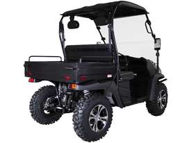 Cyclone 200 X2 Utility Vehicle With Windscreen, Roof And Alloy Wheels & Digital Display - picture1' - Click to enlarge