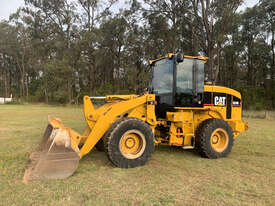 Caterpillar 924GZ Loader/Tool Carrier Loader - picture0' - Click to enlarge