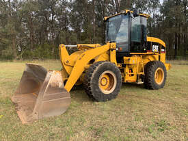 Caterpillar 924GZ Loader/Tool Carrier Loader - picture0' - Click to enlarge