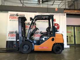 TOYOTA 8FG25 30356 2.5 TON 2500 KG CAPACITY LPG GAS FORKLIFT 4300 MM CONTAINER ENTRY - picture1' - Click to enlarge