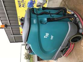 Tennant T16 Ride On Scrubber, well maintained machine in terrific condition. - picture1' - Click to enlarge
