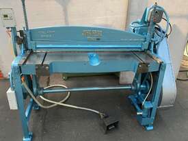 John Heine 48BP Series 2 Guillotine - picture0' - Click to enlarge