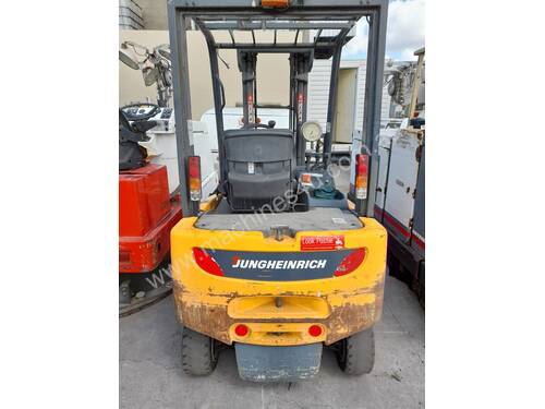 1.8 ton Electric Forklift