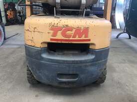 TCM 1.5 ton forklift - picture1' - Click to enlarge