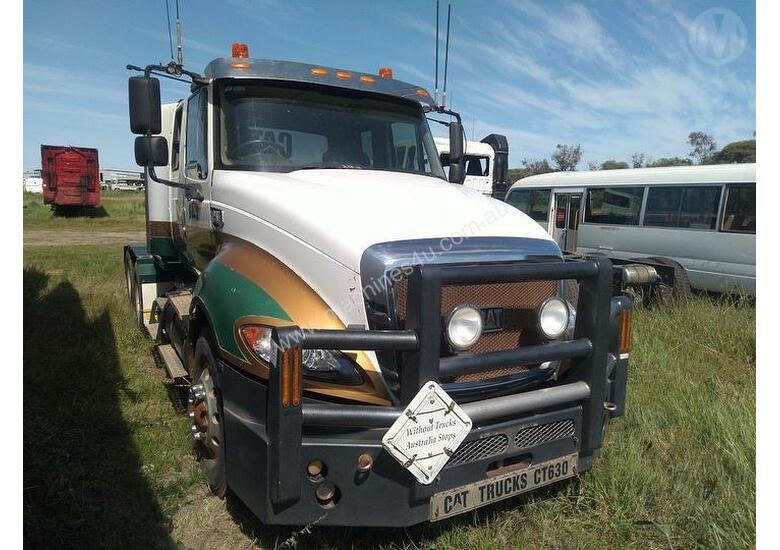 caption Caterpillar CT 700