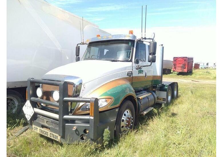 caption Caterpillar CT 700