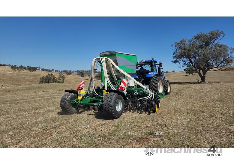 caption GIL AIRSEM-C-D AIR SEEDERS