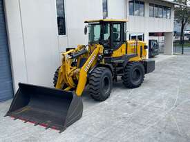 Olympus Articulated Wheel Loader FL933c Cummins 130HP Engine  - picture0' - Click to enlarge
