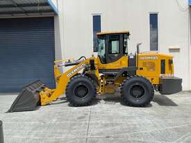 Olympus Articulated Wheel Loader FL933c Cummins 130HP Engine  - picture2' - Click to enlarge