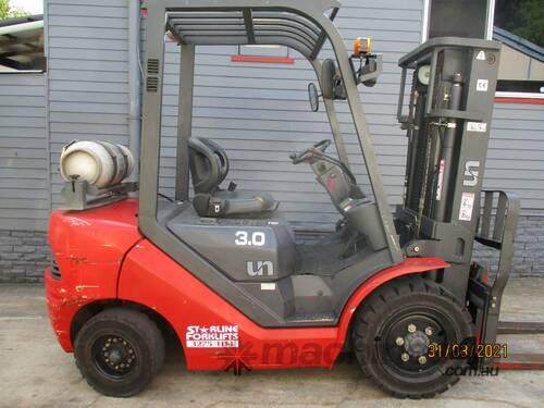 UN Hanzhou 3 ton Container Mast Dual fuels Used Forklift #1618