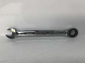 Kincrome 17mm Ratchet Gear Head Spanner Combination K3117 - picture1' - Click to enlarge