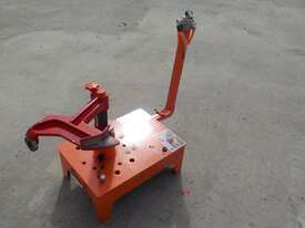 Pneumatic Tubeless Tyre Changer - picture0' - Click to enlarge