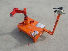 Pneumatic Tubeless Tyre Changer - picture1' - Click to enlarge