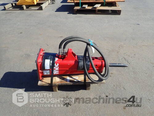 SOCOMEC DMS 50 HYDRAULIC ROCK BREAKER (EX DISPLAY - UNUSED)