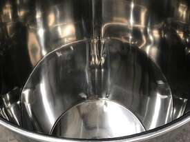 1100lt Stainless Steel wine style tank - picture1' - Click to enlarge
