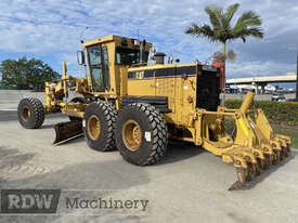 Caterpillar 14H Grader - picture1' - Click to enlarge