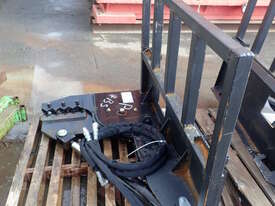 SUIHE HYDRAULIC TREE SHEAR TO SUIT SKID STEER LOADER (UNUSED) - picture0' - Click to enlarge