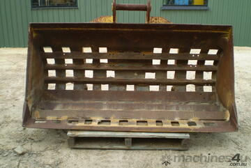 Caterpillar Ex Cat Sorting Loading Bucket