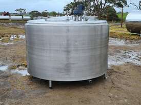 STAINLESS STEEL TANK, MILK VAT 3200lt - picture0' - Click to enlarge