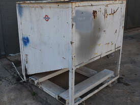 Forkliftable Mobile side dump waste bin tote stillage skip tipping with lid - picture0' - Click to enlarge