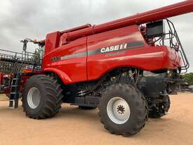 Case IH 6130 Axial Flow Combine - picture1' - Click to enlarge