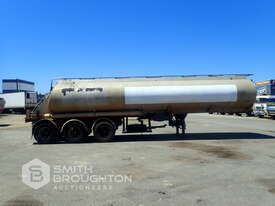 HIGHGATE ENG TR AXLE TANKER TRAILER - picture0' - Click to enlarge