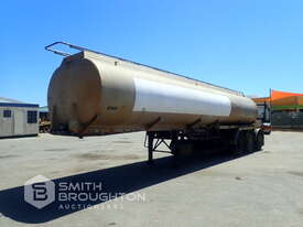 HIGHGATE ENG TR AXLE TANKER TRAILER - picture2' - Click to enlarge