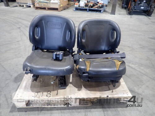 2 X TOYOTA FORKLIFT SEATS