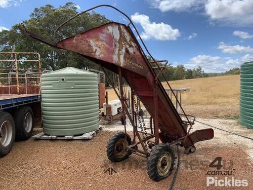 Hay Bale Elevator