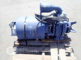 WEIR 3 PHASE SUBMERSIBLE PUMP - picture1' - Click to enlarge