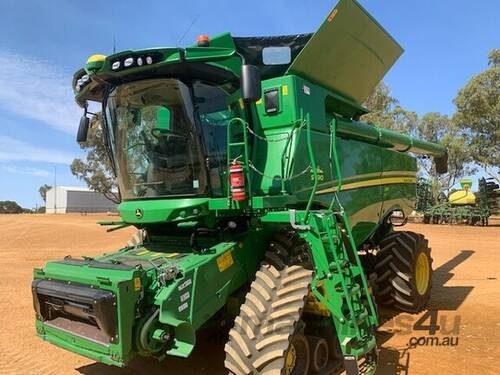 2018 John Deere S790 Combines