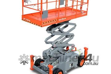 SKYJACK SJ6832 DIESEL SCISSOR LIFT