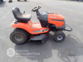 2007 HUSQVARNA LTH1797 RIDE ON LAWN MOWER - picture0' - Click to enlarge