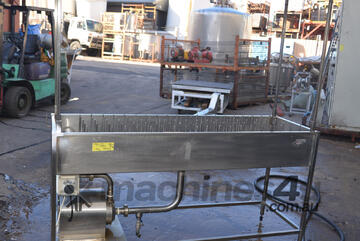 Stainless steel bottle WASH washing rinsing machine Lowara CEAM210/3/A 1.1kW pump SINGLE PHASE