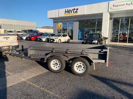 Trailer Tipping Hydraulic 10' x 5' - picture1' - Click to enlarge